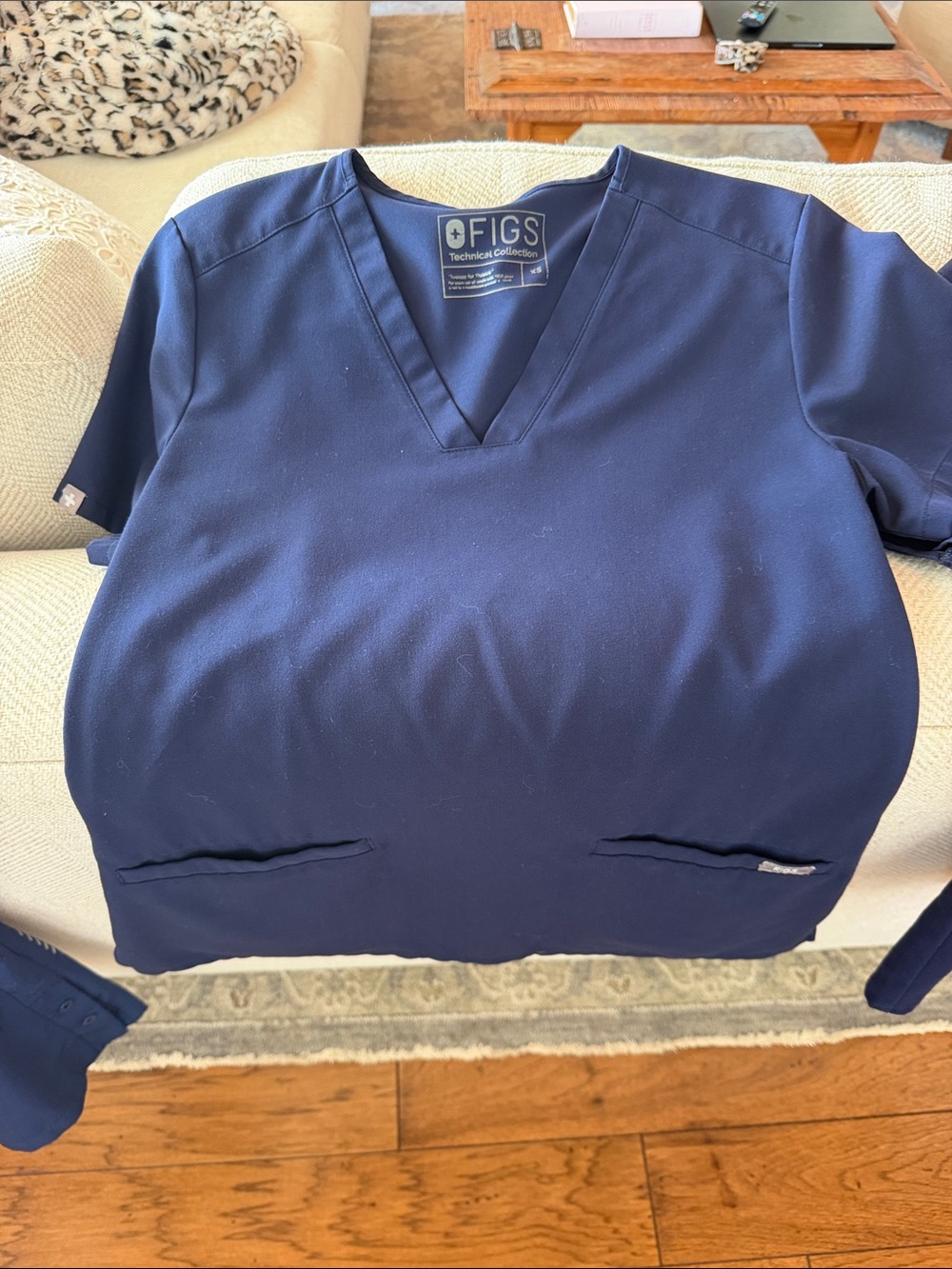 Figs Women's Navy V-Neck Scrub Top with Front Pockets